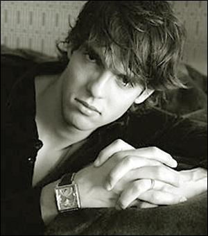 入赘的废物临门封面